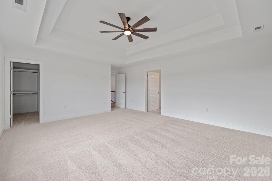 Spacious, unfurnished interior of a new home in , Monroe (Image 34).