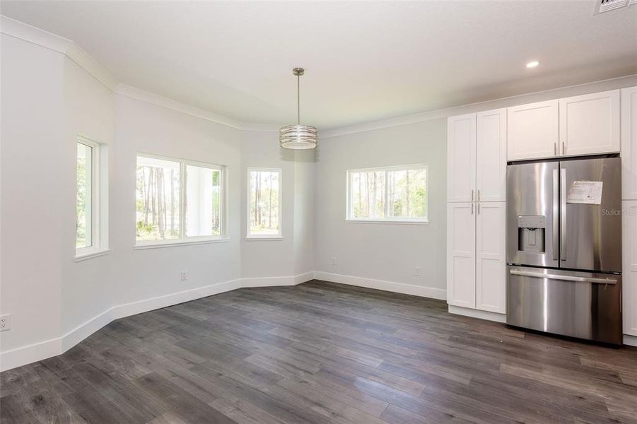 Spacious, unfurnished interior of a new home in , Deltona (Image 19).