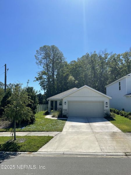 Image 34 of a home in Pinewood Place.