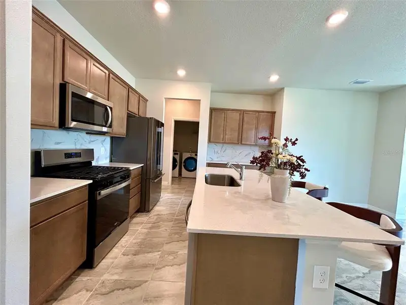 Furnished interior view inside a new home in , Orlando (Image 4).