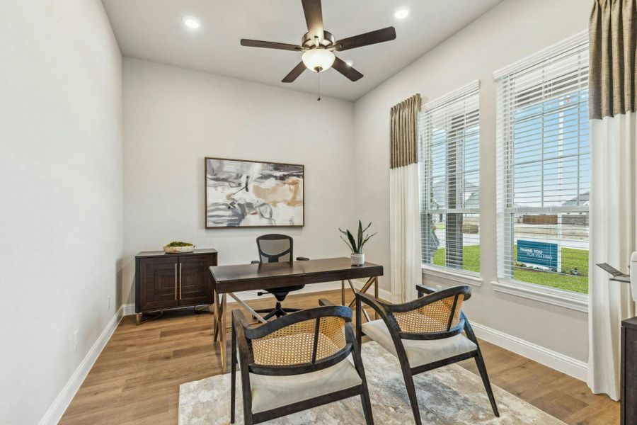 Representative furnished interior of a home built from the Reid by Kindred Homes in Oak Creek Ranch, Waxahachie (Image 7).