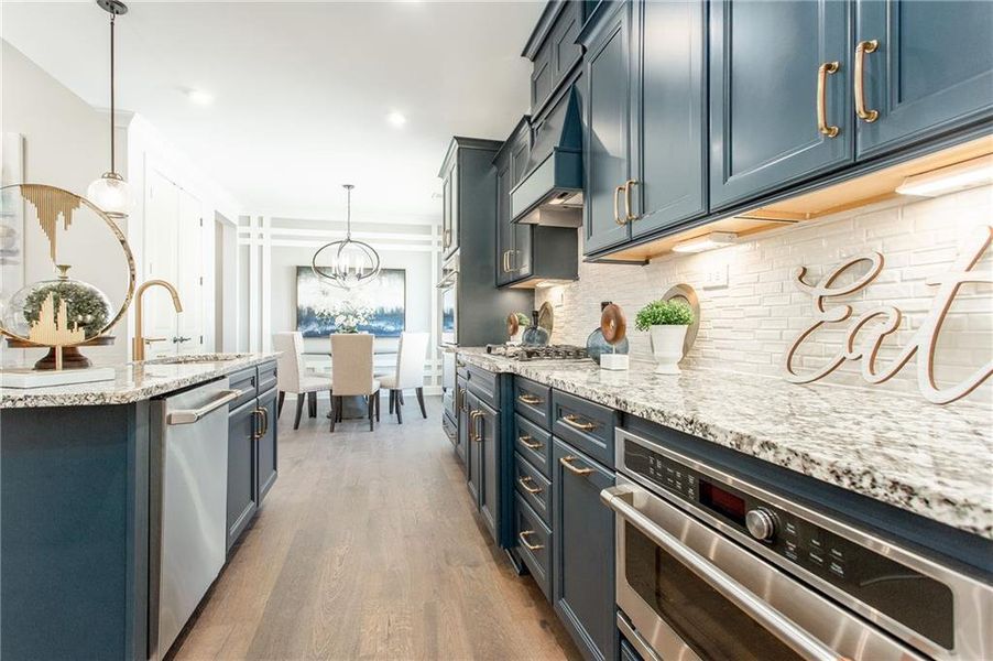Furnished interior view inside a new home in Cresswind Georgia at Twin Lakes, Hoschton (Image 18). Furnished interior view inside a new home in Cresswind Georgia at Twin Lakes, Hoschton (Image 18).