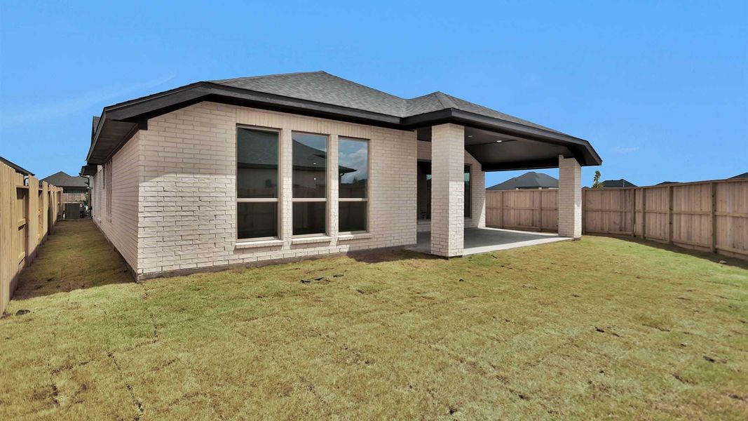 Exterior details and patio area of a home in StoneCreek Estates, Richmond (Image 3).