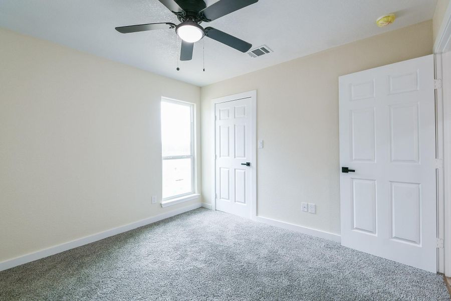 Spacious, unfurnished interior of a new home in , Conroe (Image 15). Spacious, unfurnished interior of a new home in , Conroe (Image 15).