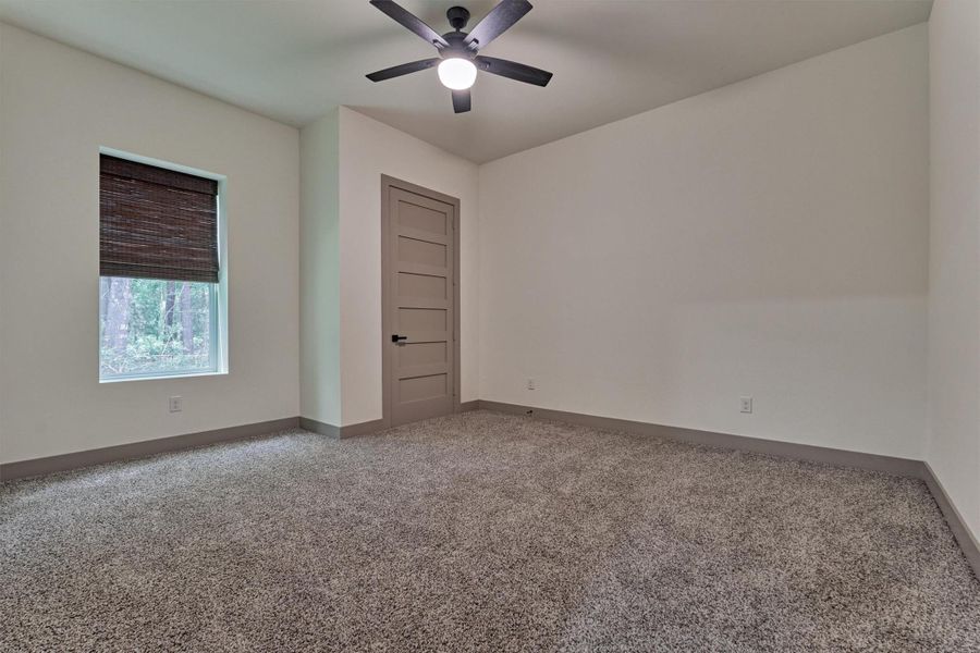 Additional bedroom
