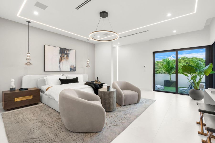 Furnished interior view inside a new home in , Fort Lauderdale (Image 16).