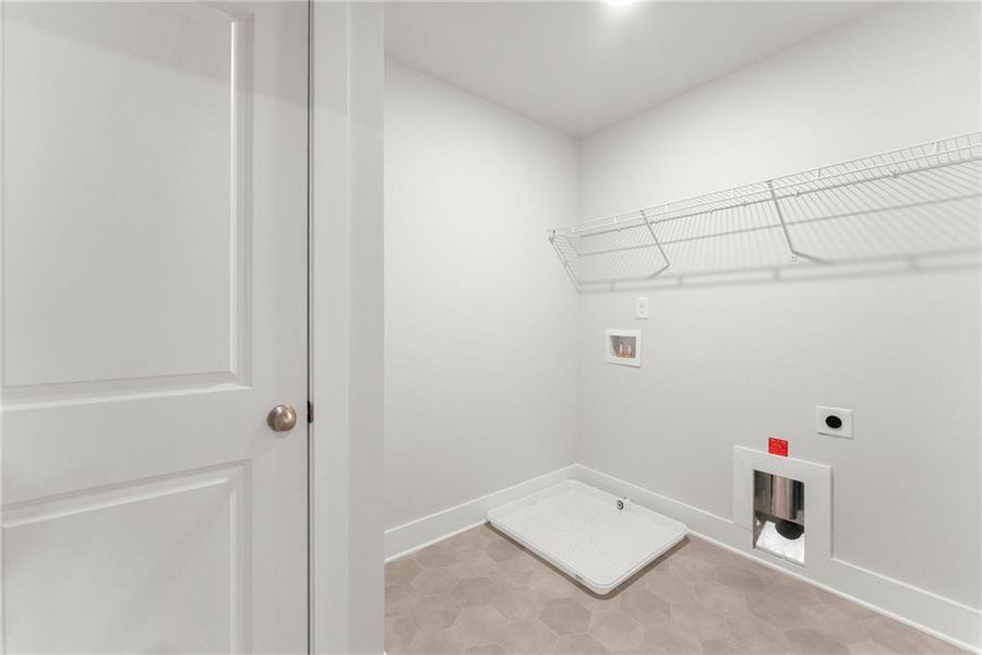 Spacious, unfurnished interior of a new home in , Dawsonville (Image 23).
