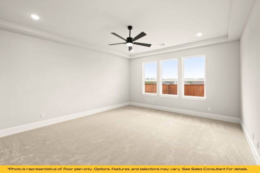 Representative unfurnished interior of a home built from the Aspen by Stonefield Homes in Heath Golf and Yacht Club, Rockwall (Image 47).