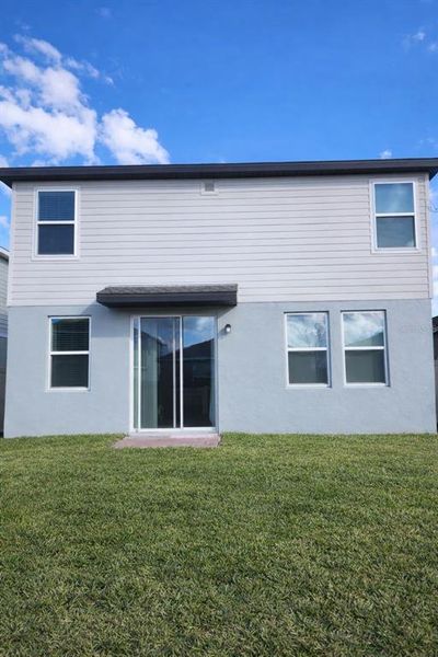Exterior details and patio area of a home in Villamar - Classic Series, Winter Haven (Image 15).