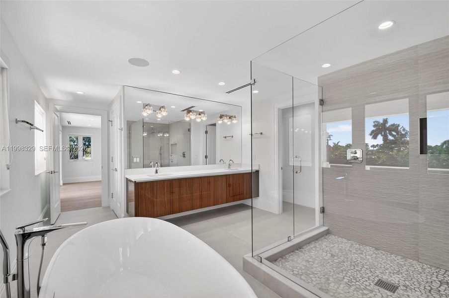 Furnished interior view inside a new home in , Lake Worth (Image 14).