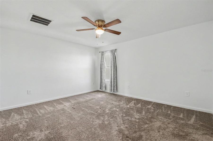 Spacious, unfurnished interior of a new home in Cascades, Davenport (Image 23).
