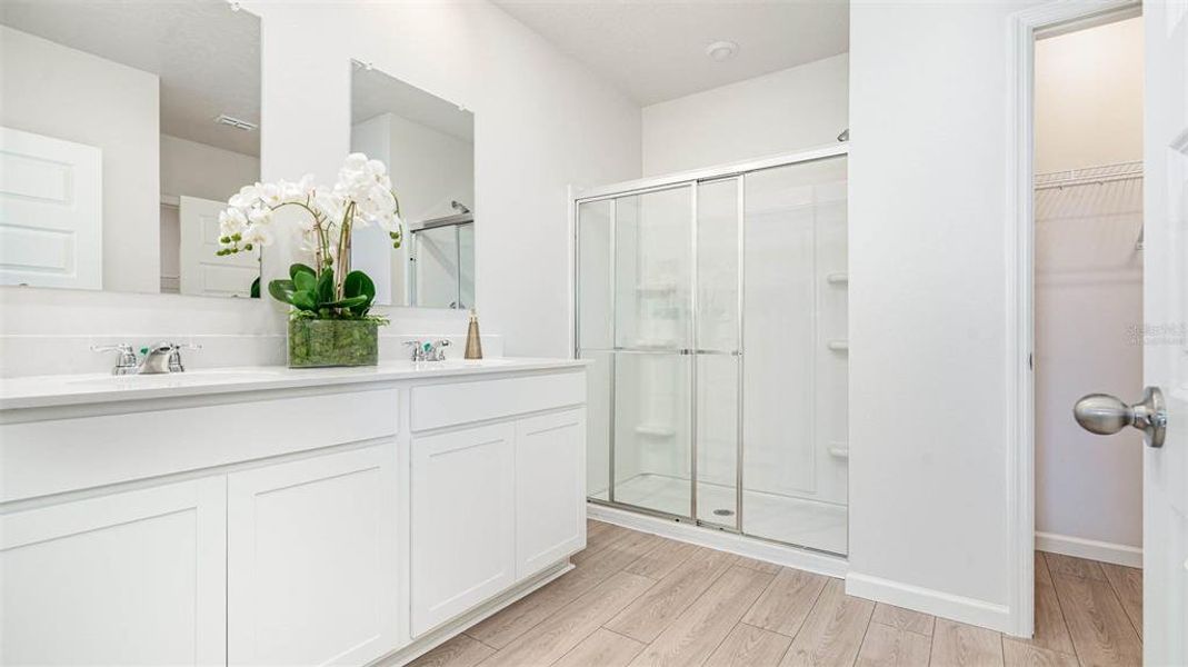 Furnished interior view inside a new home in , Clermont (Image 10). Furnished interior view inside a new home in , Clermont (Image 10).
