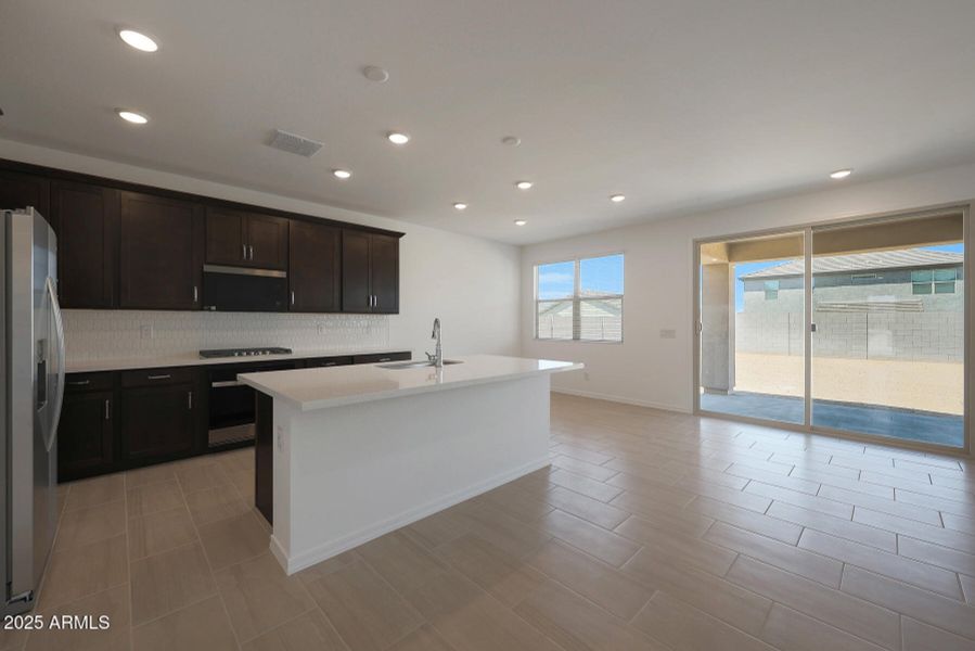 PHX_Lot 2127_Lagoon_4190_Kitchen