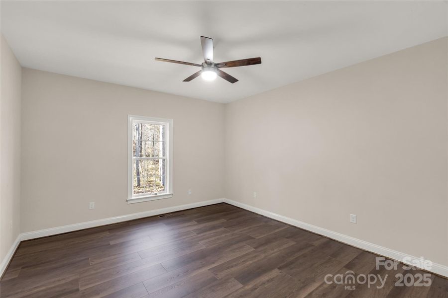 Spacious, unfurnished interior of a new home in , York (Image 33).