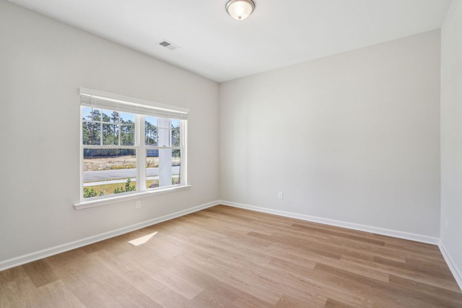 Spacious, unfurnished interior of a new home in Hayden Pointe, St. Marys (Image 14). Spacious, unfurnished interior of a new home in Hayden Pointe, St. Marys (Image 14).