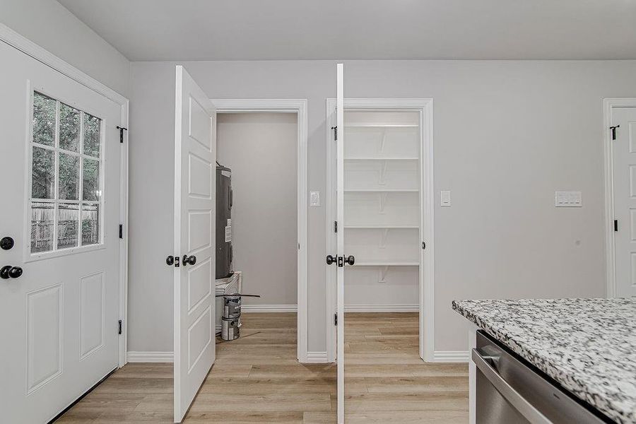 Furnished interior view inside a new home in , Fort Worth (Image 6).