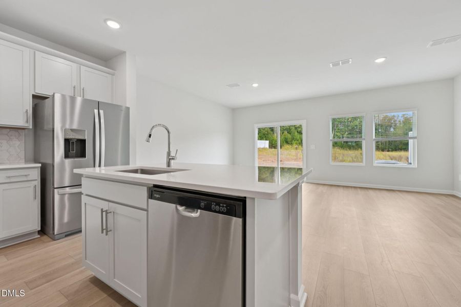 15-web-or-mls-Raleigh - Oakwood Townes - 15-web-or-mls-Raleigh - Oakwood Townes -