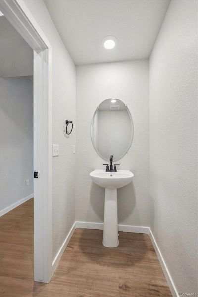 Image 25 of a home in Farmlore. Image 25 of a home in Farmlore.