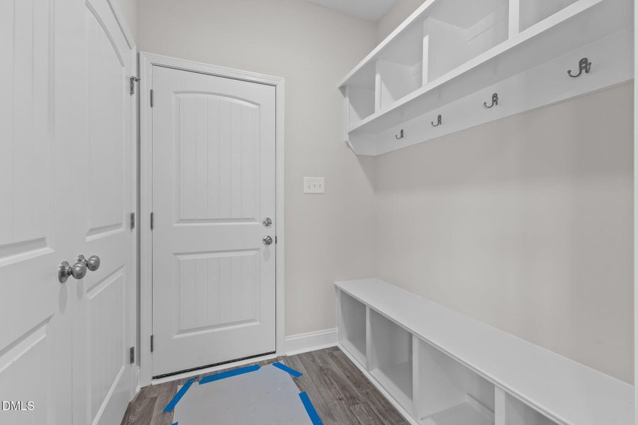 19-web-or-mls-AZ3A3596 19-web-or-mls-AZ3A3596