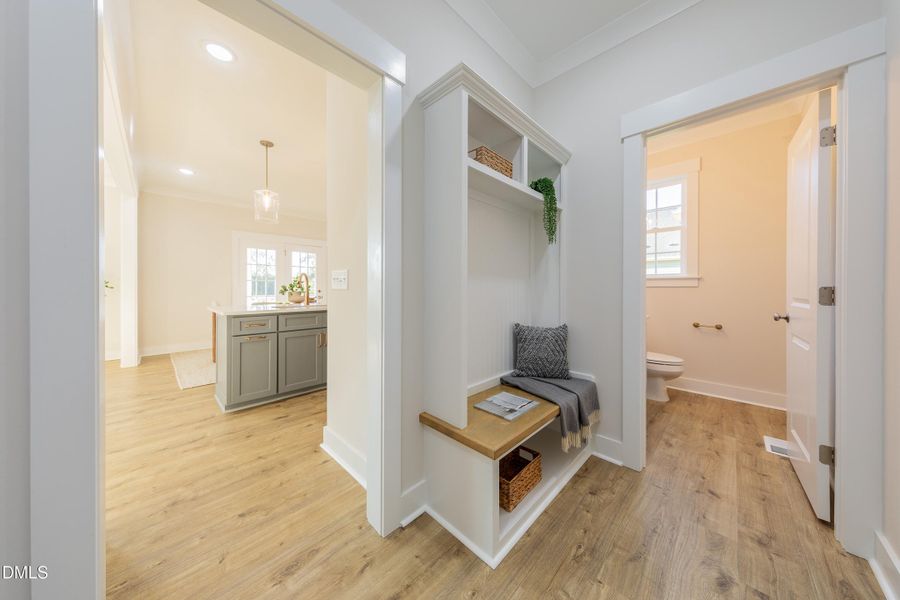 4251OldStageRdN-Interior-Web-16