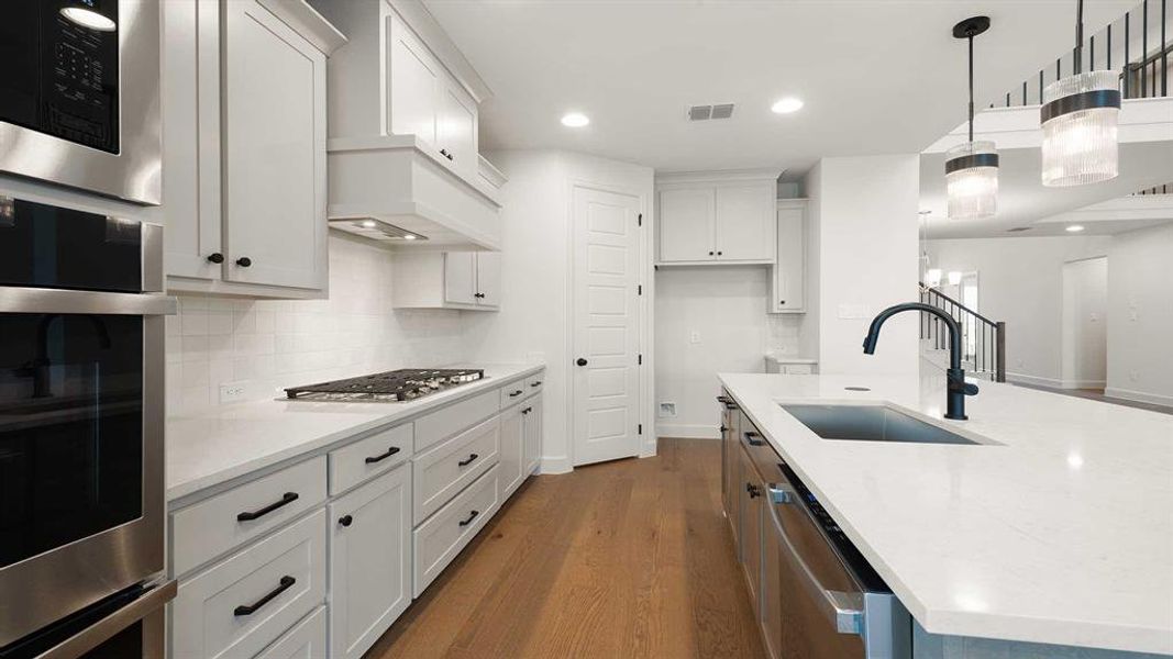 Furnished interior view inside a new home in M3 Ranch, Mansfield (Image 15).