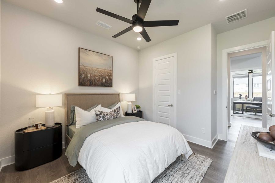 Representative furnished interior of a home built from the Goldeneye by Tri Pointe Homes in Tompkins Reserve, Katy (Image 38). Representative furnished interior of a home built from the Goldeneye by Tri Pointe Homes in Tompkins Reserve, Katy (Image 38).
