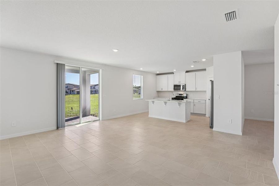 Spacious, unfurnished interior of a new home in The Reserve at Twin Lakes, St. Cloud (Image 22). Spacious, unfurnished interior of a new home in The Reserve at Twin Lakes, St. Cloud (Image 22).