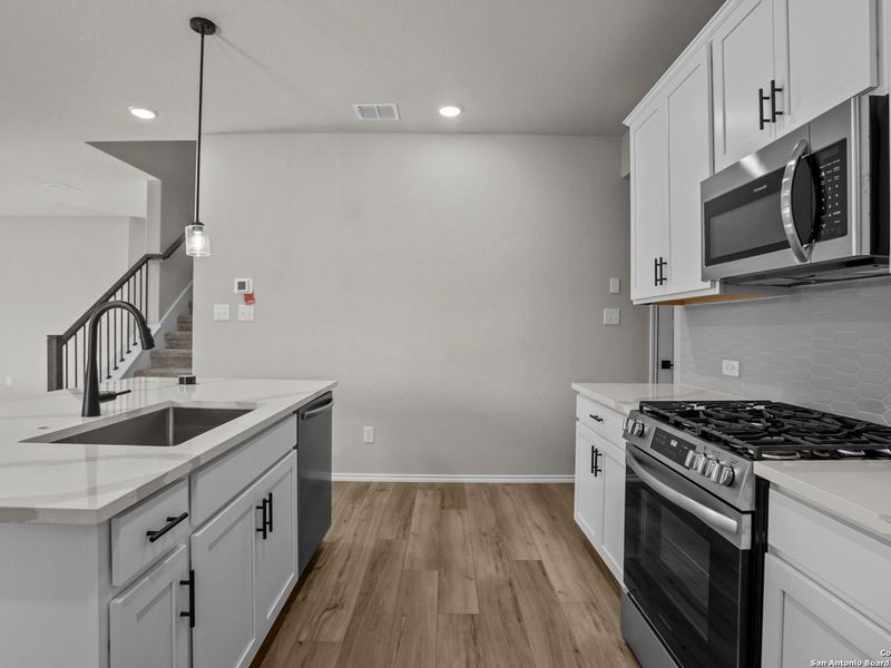 Furnished interior view inside a new home in Horizon Pointe, Converse (Image 6). Furnished interior view inside a new home in Horizon Pointe, Converse (Image 6).