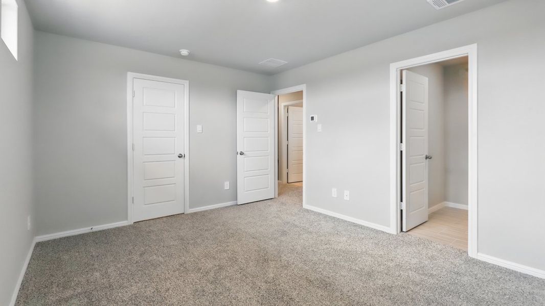 Spacious, unfurnished interior of a new home in Orchard Village, Fort Worth (Image 26). Spacious, unfurnished interior of a new home in Orchard Village, Fort Worth (Image 26).