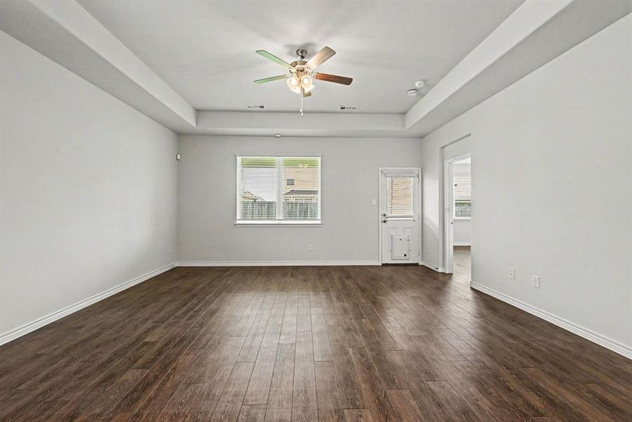 Spacious, unfurnished interior of a new home in , Fort Worth (Image 24).