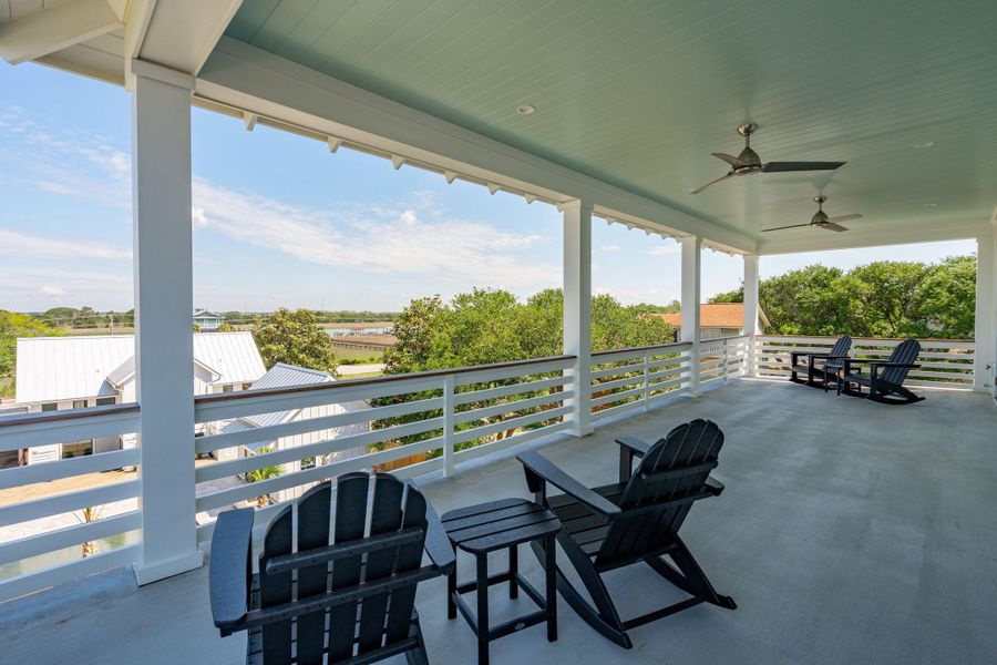 Exterior details and patio area of a home in , Isle Of Palms (Image 33).