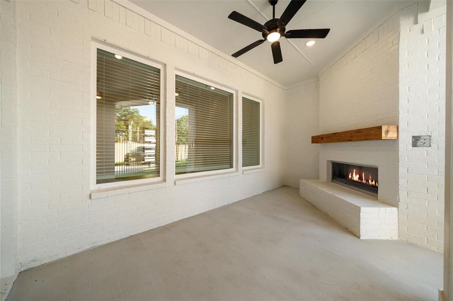 Image 27 of a home in Magnolia West.