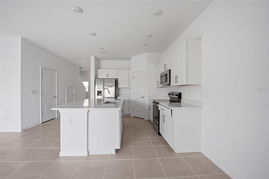 Furnished interior view inside a new home in , Wesley Chapel (Image 6).