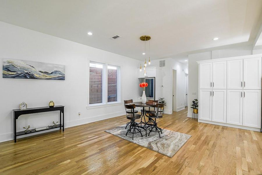 Furnished interior view inside a new home in , Atlanta (Image 13).