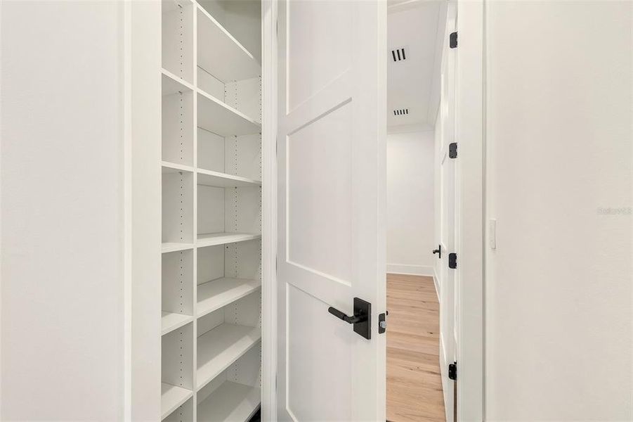 Image 91 of a home in .