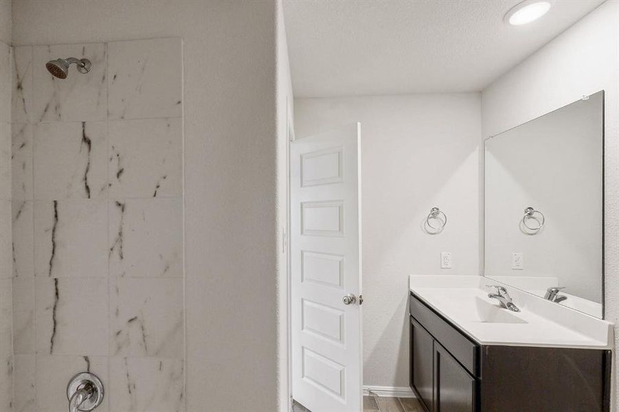 Furnished interior view inside a new home in Mobberly Farms, Pilot Point (Image 11). Furnished interior view inside a new home in Mobberly Farms, Pilot Point (Image 11).