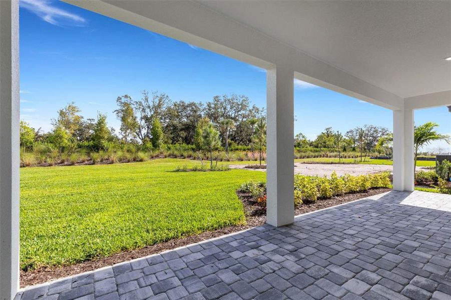 Exterior details and patio area of a home in Hawkstone, Sarasota (Image 32).