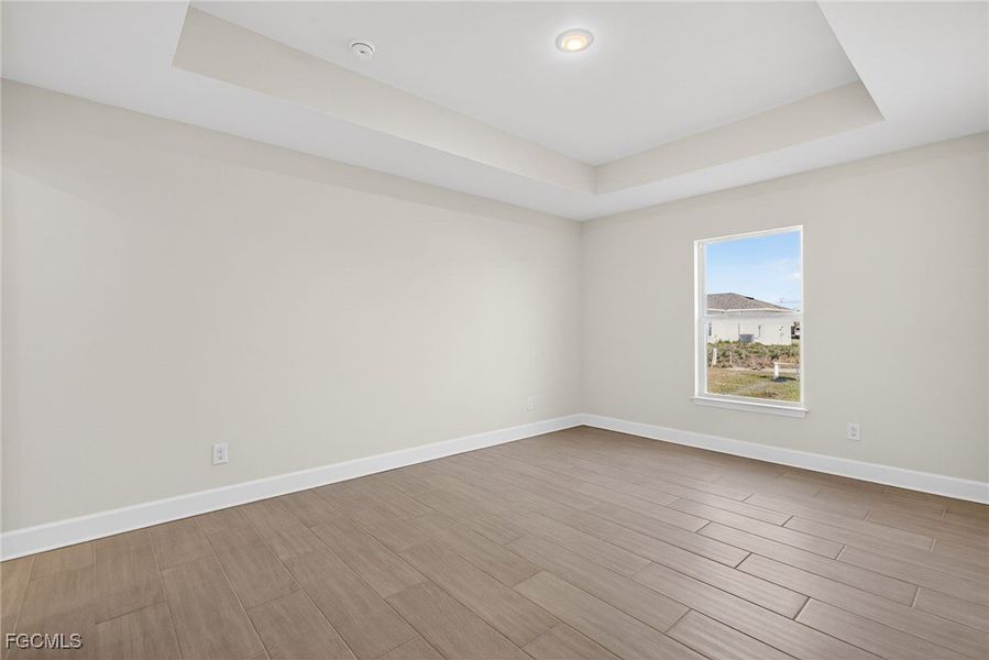 Spacious, unfurnished interior of a new home in Cape Coral, Cape Coral (Image 15). Spacious, unfurnished interior of a new home in Cape Coral, Cape Coral (Image 15).