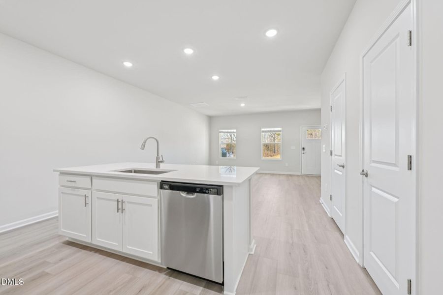 9 - Kitchen 9 - Kitchen