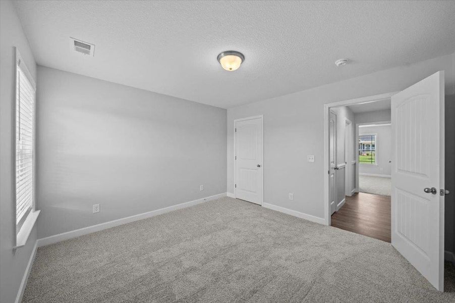 Spacious, unfurnished interior of a new home in Mills Gin, Campobello (Image 19).