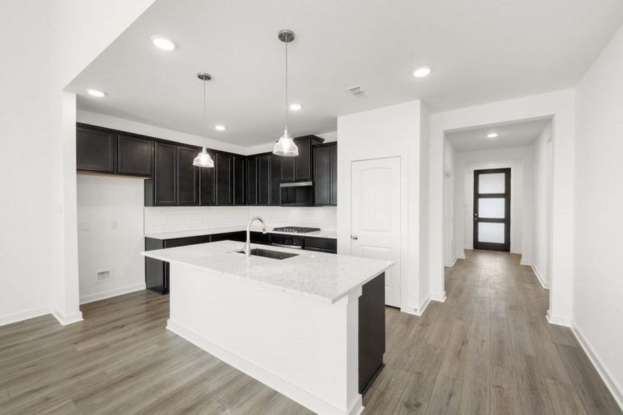 Representative furnished interior of a home built from the Ironwood II Katy Lakes 50s by Brohn Homes in Katy Lakes, Katy (Image 8).