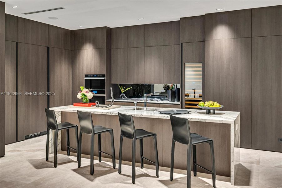 Community amenities in , Miami Beach (Image 31).