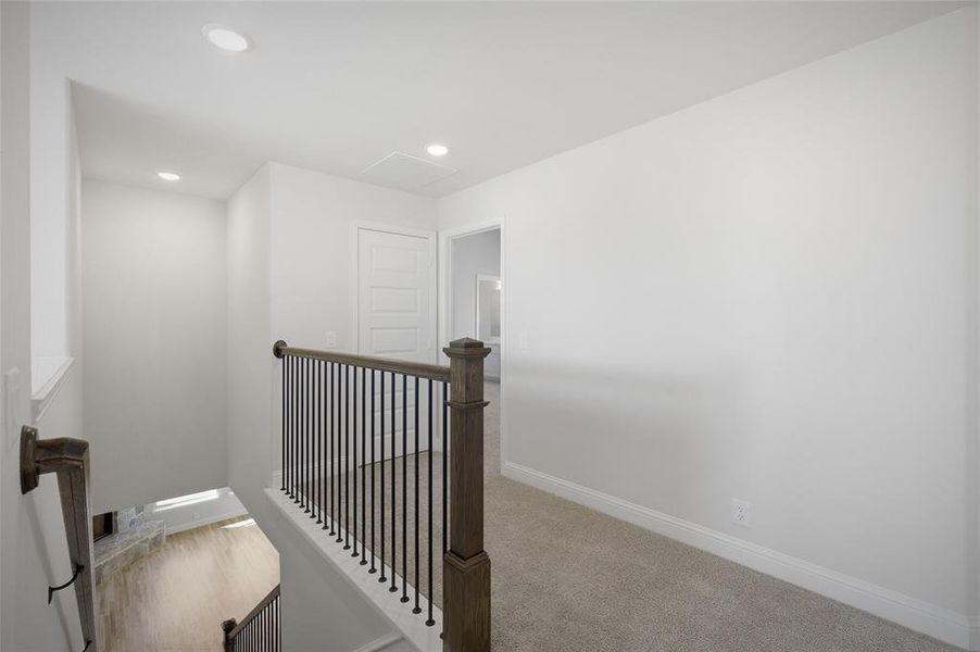 Spacious, unfurnished interior of a new home in Meadow Vista, Anna (Image 17).