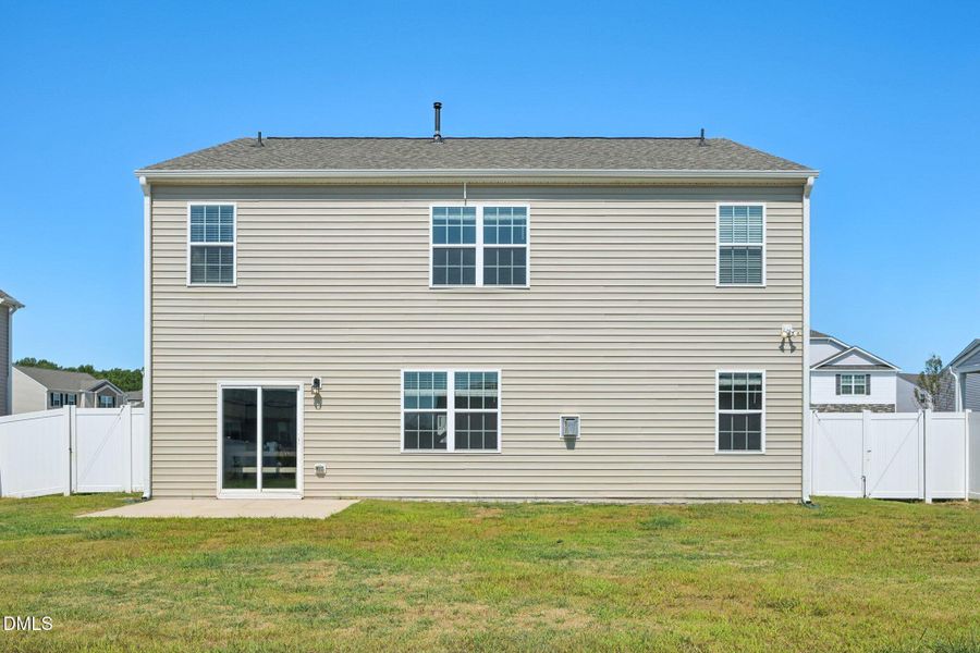 back of house-Blue Aspen Dr-S2009-043