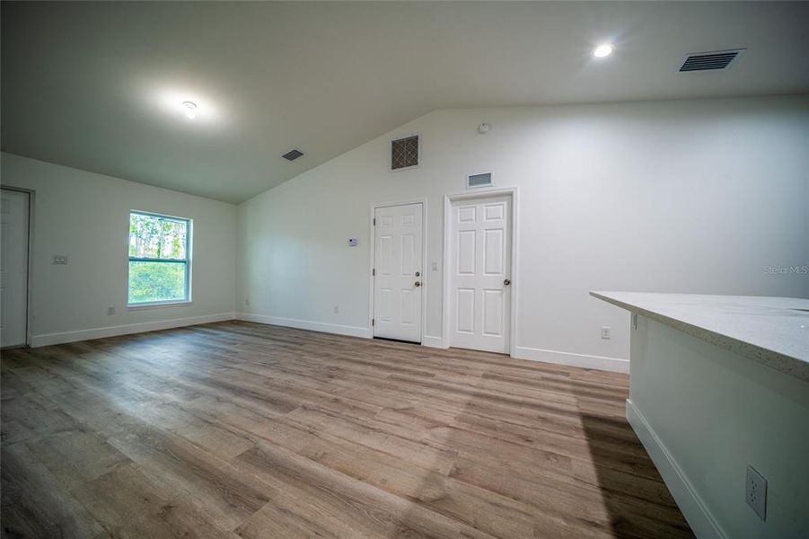 Spacious, unfurnished interior of a new home in , Port Charlotte (Image 11).