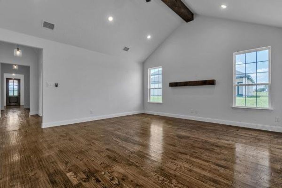 Spacious, unfurnished interior of a new home in , Corsicana (Image 26). Spacious, unfurnished interior of a new home in , Corsicana (Image 26).
