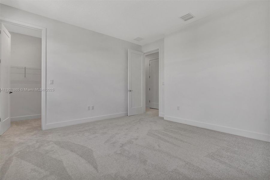 Spacious, unfurnished interior of a new home in , Boca Raton (Image 54). Spacious, unfurnished interior of a new home in , Boca Raton (Image 54).