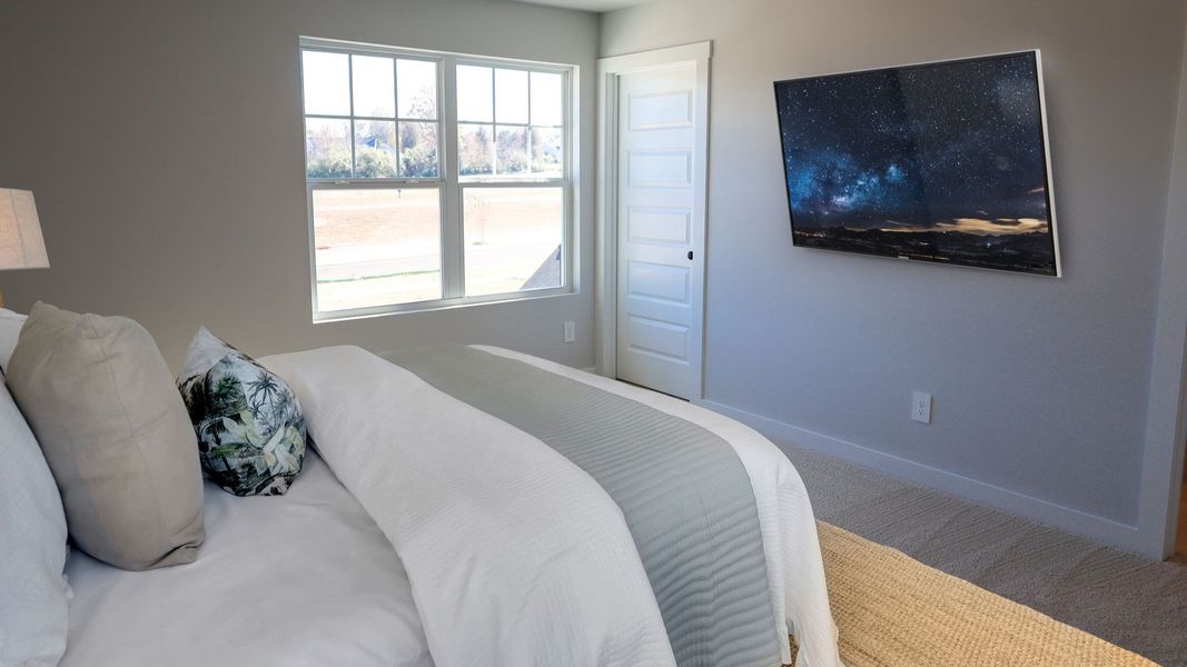 Representative furnished interior of a home built from the TISDALE by D.R. Horton in Harvest Point, Spring Hill (Image 12).