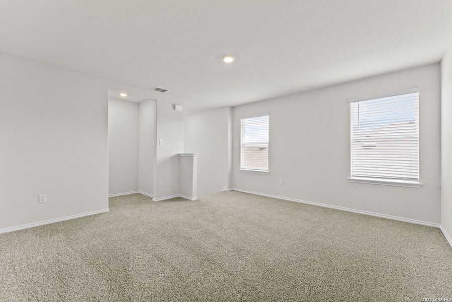 Spacious, unfurnished interior of a new home in Laurel Vistas, San Antonio (Image 32). Spacious, unfurnished interior of a new home in Laurel Vistas, San Antonio (Image 32).