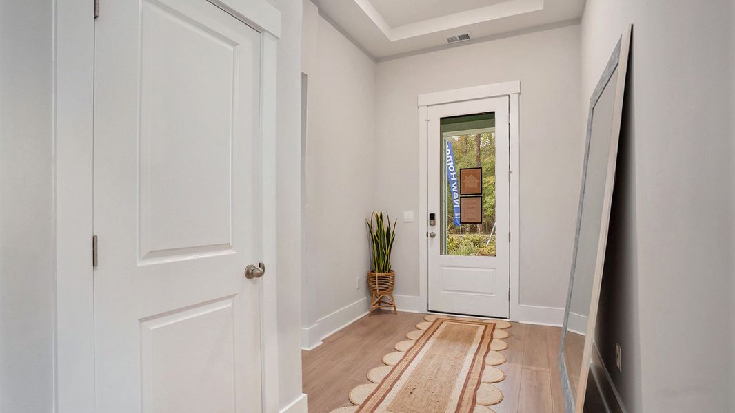 Spacious, unfurnished interior of a new home in The Preserve at Shaftesbury Glen, Conway (Image 19).